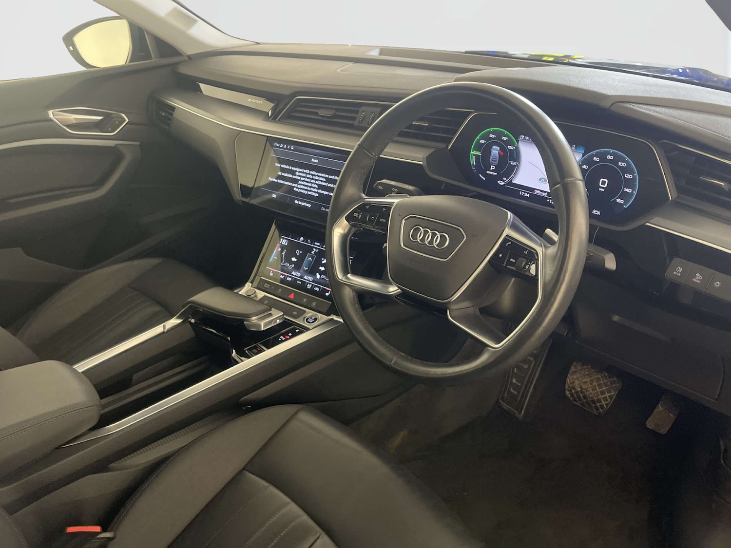 Used Audi e-tron 2021 for sale - 78097411: Photo 15