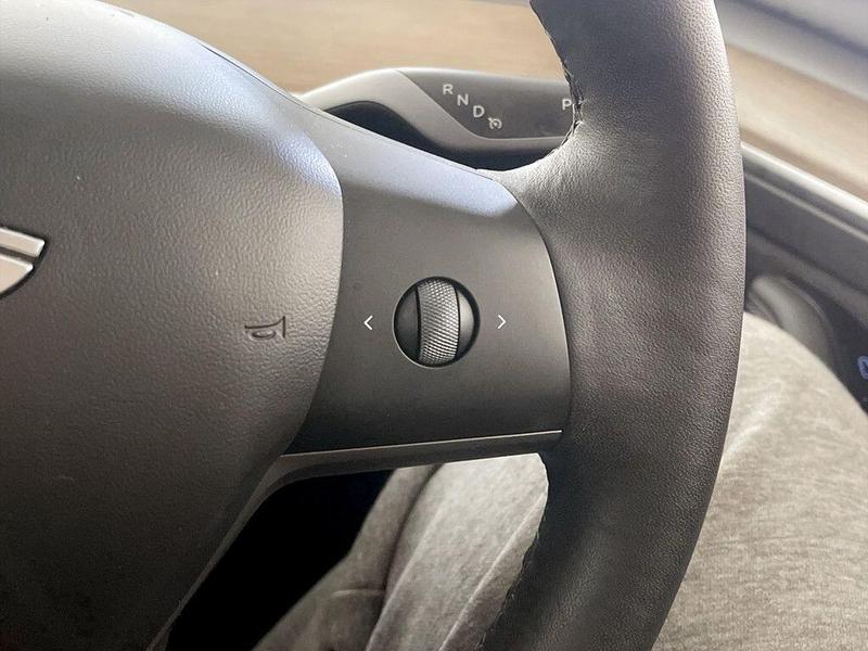 Used Tesla Model 3 2021 for sale - 76738829: Photo 18