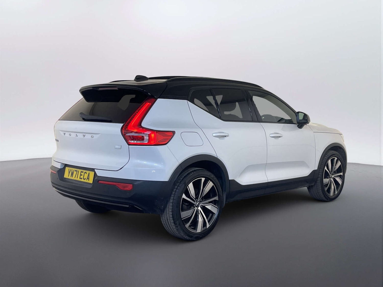 Used Volvo XC40 2022 for sale - 78112444: Photo 10