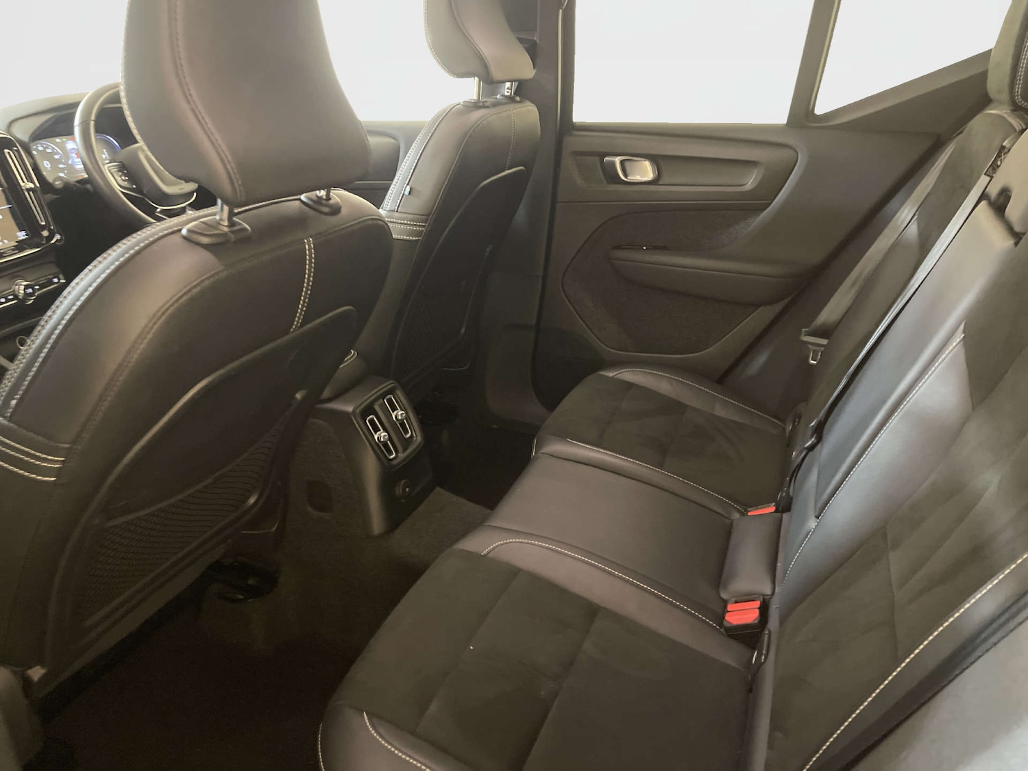 Used Volvo XC40 2022 for sale - 78112444: Photo 15