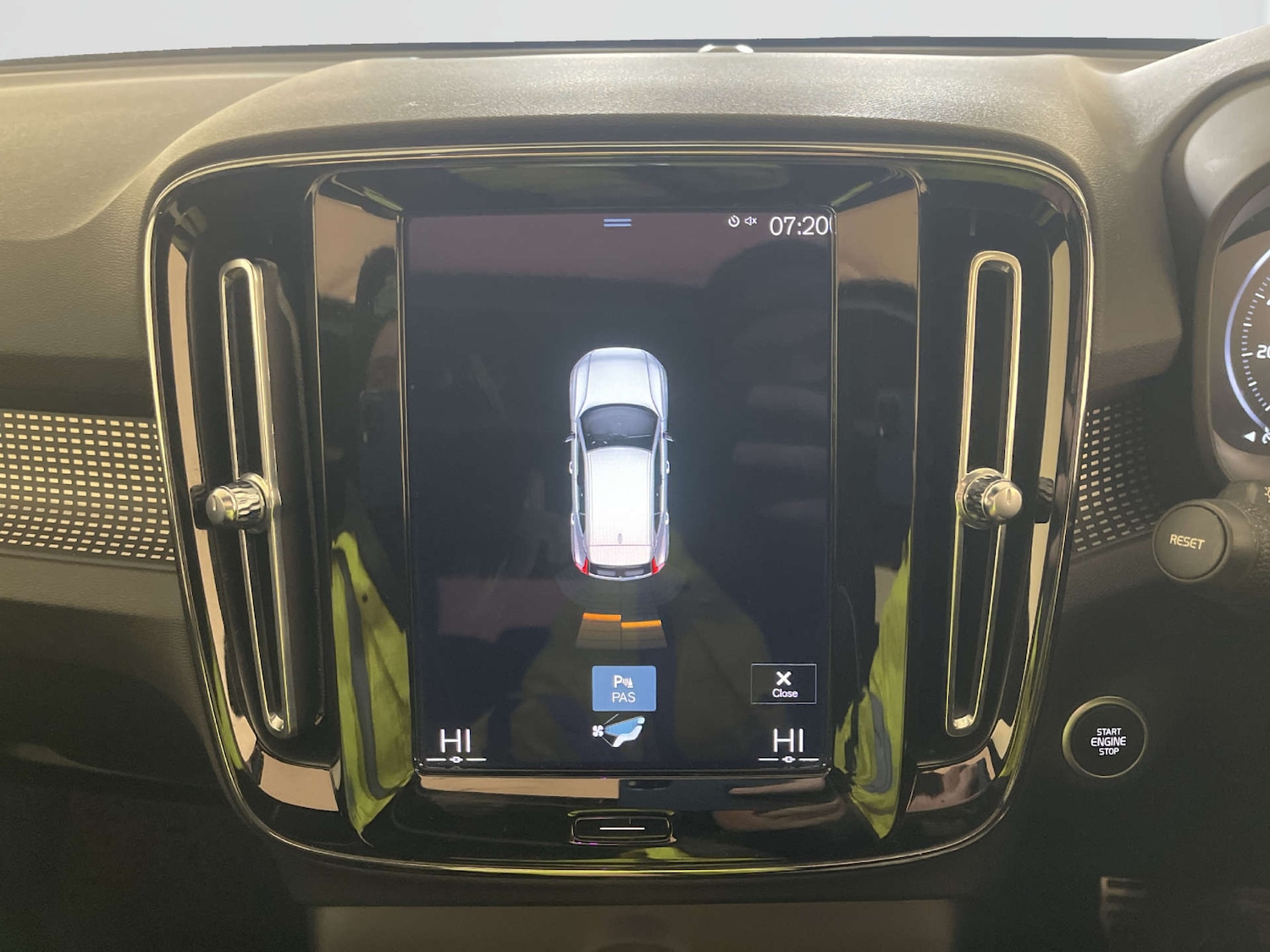 Used Volvo XC40 2022 for sale - 78112444: Photo 21