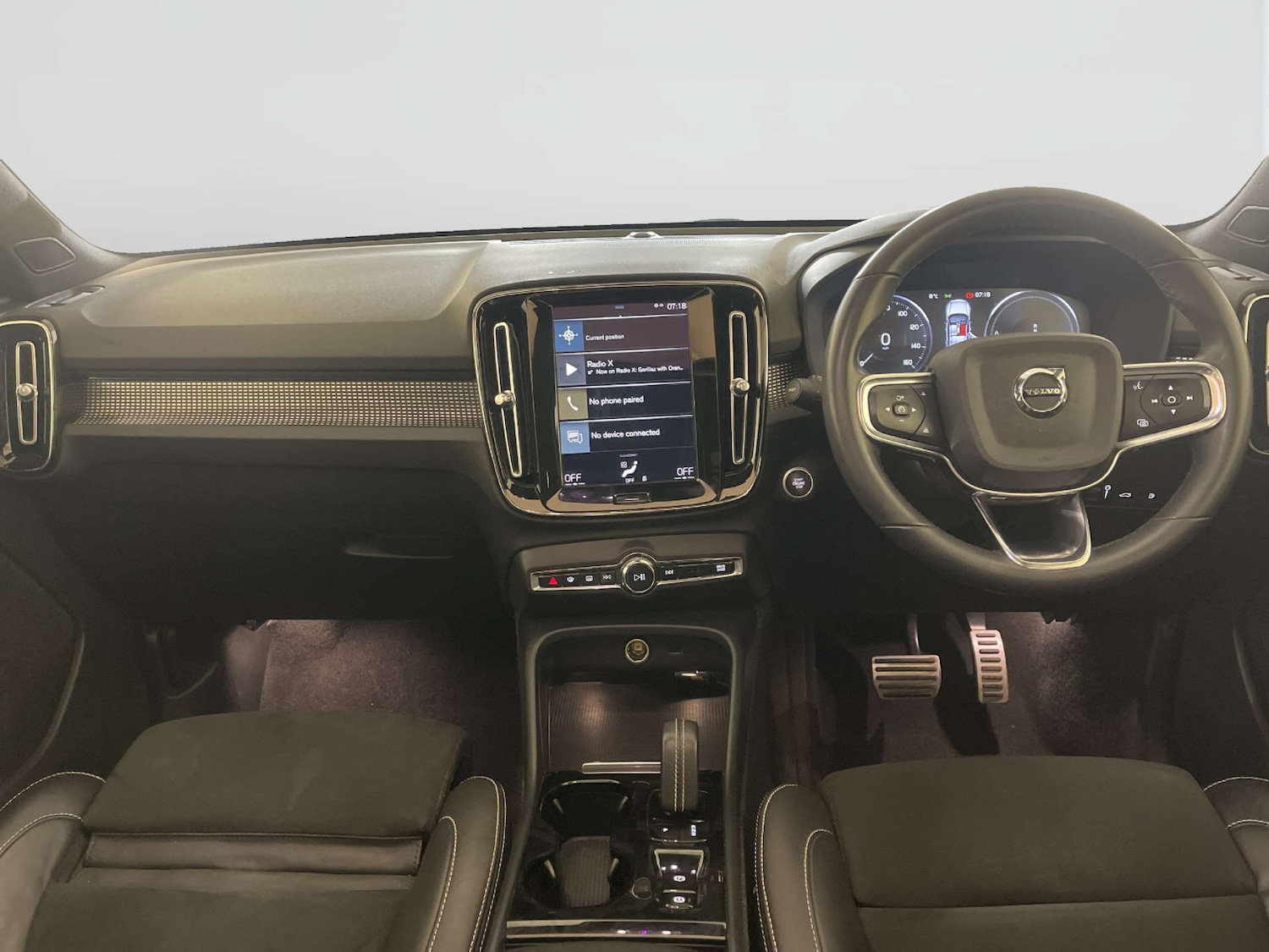 Used Volvo XC40 2022 for sale - 78112444: Photo 3