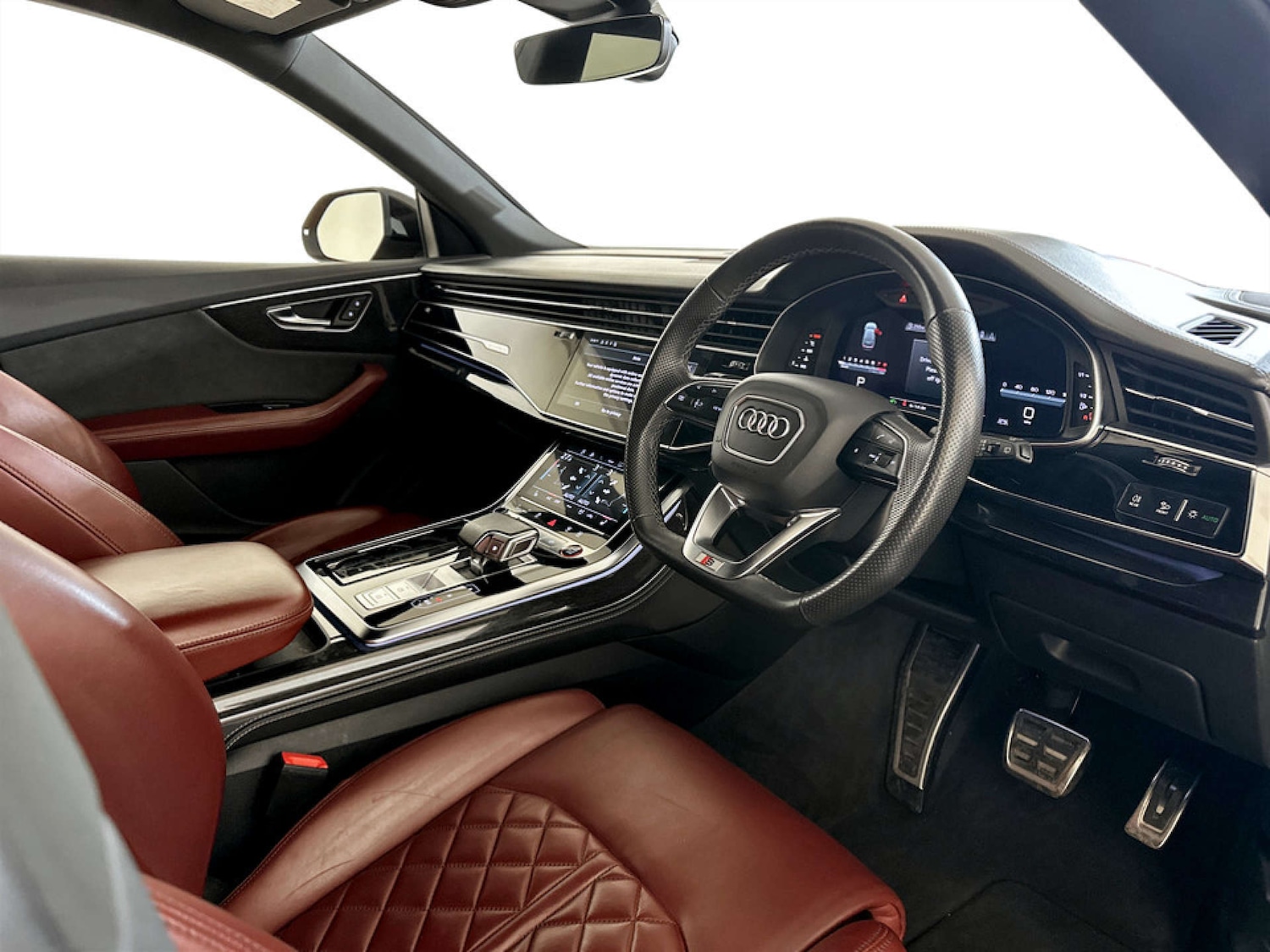 Used Audi Q8 2021 for sale - 77778110: Photo 16