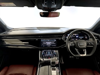 Used Audi Q8 2021 for sale - 77778110: Photo
