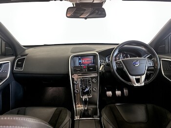 Used Volvo XC60 2017 for sale - 75655968: Photo