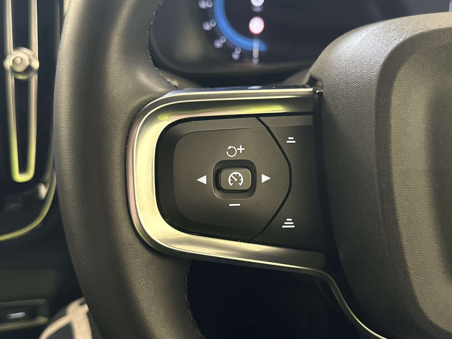 Used Volvo C40 2022 for sale - 78045070: Photo 17