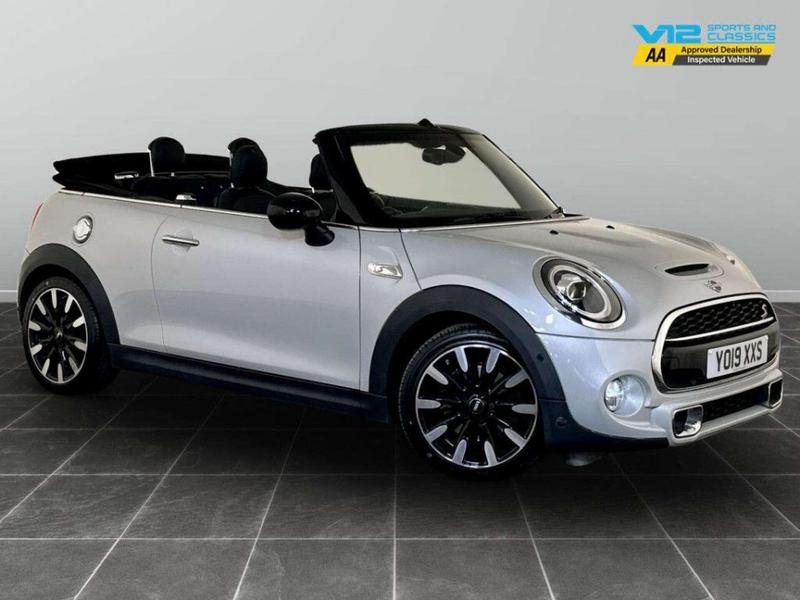 Used MINI Convertible 2019 for sale - 76888005: Photo 1