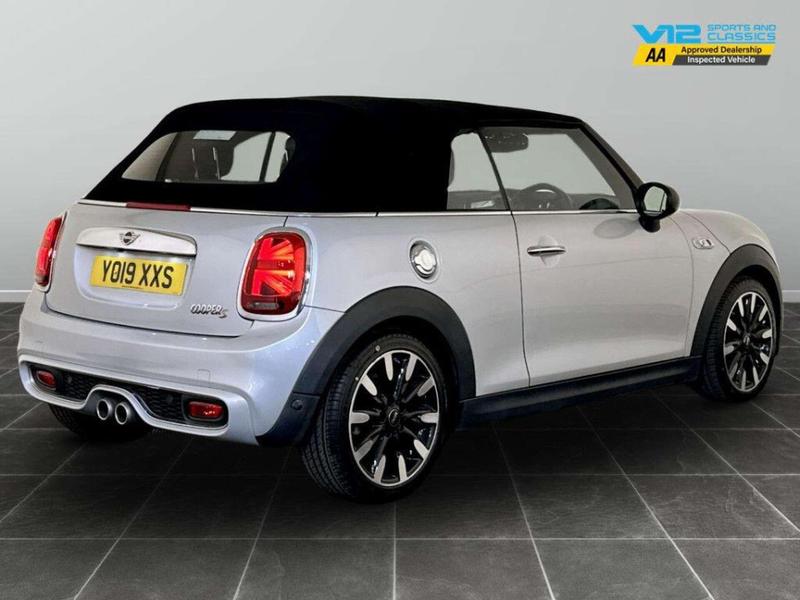 Used MINI Convertible 2019 for sale - 76888005: Photo 10