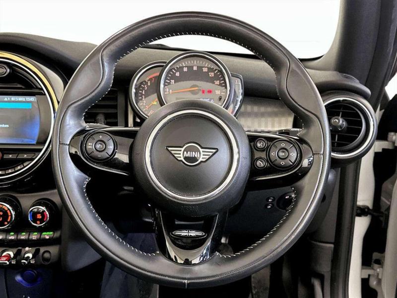 Used MINI Convertible 2019 for sale - 76888005: Photo 16