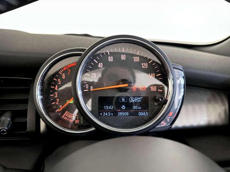 Used MINI Convertible 2019 for sale - 76888005: Photo 18