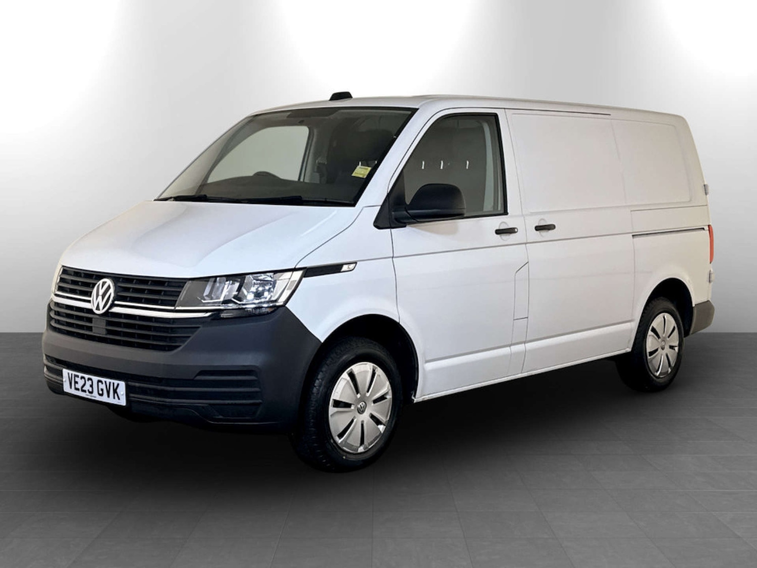 Used Volkswagen Transporter 2023 for sale - 77185318: Photo 6