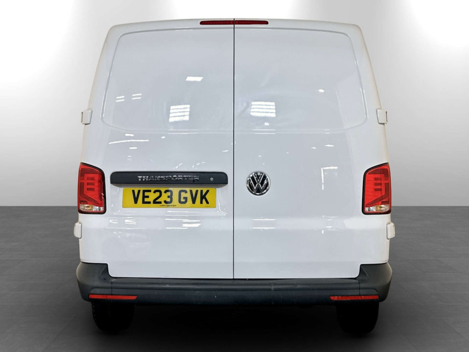 Used Volkswagen Transporter 2023 for sale - 77185318: Photo 9