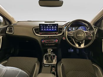 Used Kia XCeed 2023 for sale - 79663993: Photo