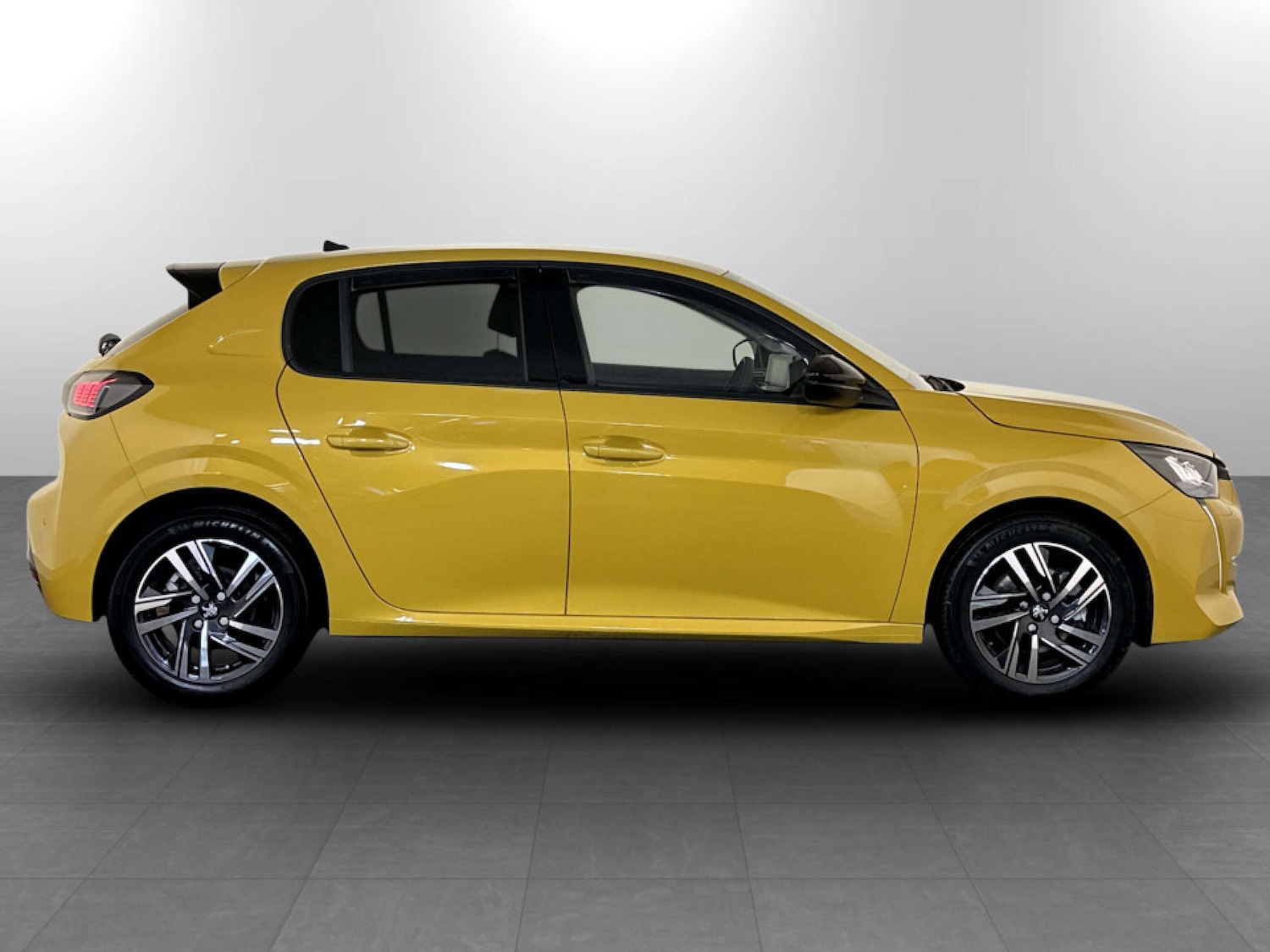 Used Peugeot 208 2024 for sale - 77184994: Photo 11