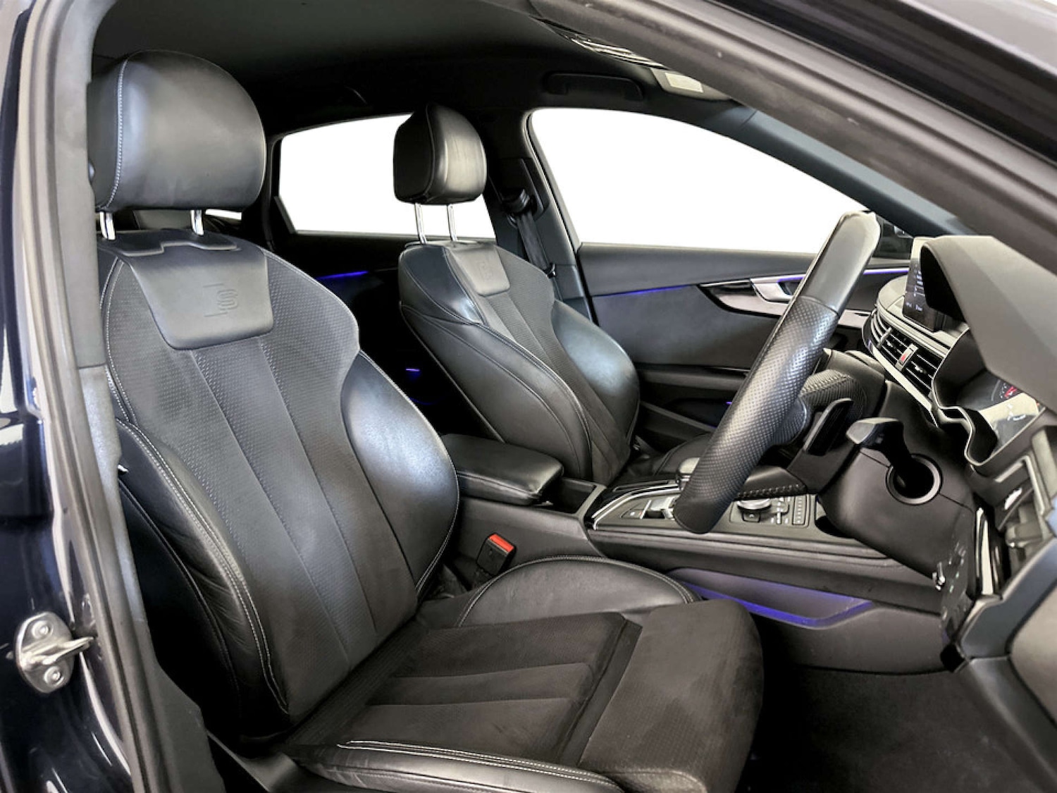 Used Audi A4 2017 for sale - 77650519: Photo 13