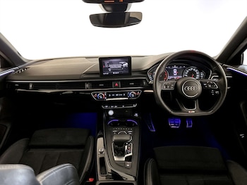 Used Audi A4 2017 for sale - 77650519: Photo