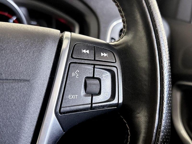 Used Volvo V40 2017 for sale - 76382155: Photo 18