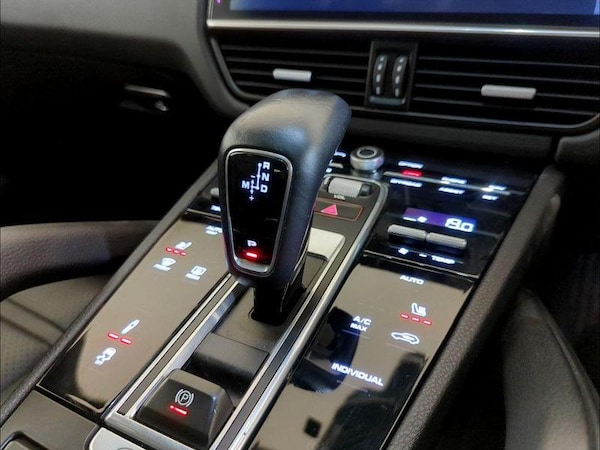 Used Porsche Cayenne 2019 for sale - 75711630: Photo 30