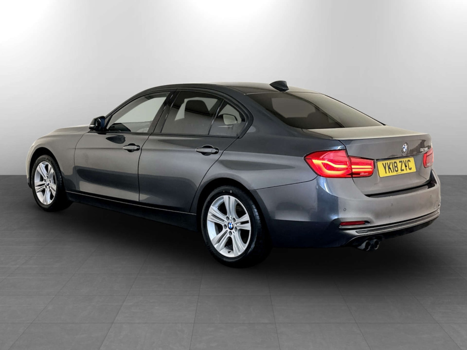 Used BMW 3 Series 2018 for sale - 77342169: Photo 8