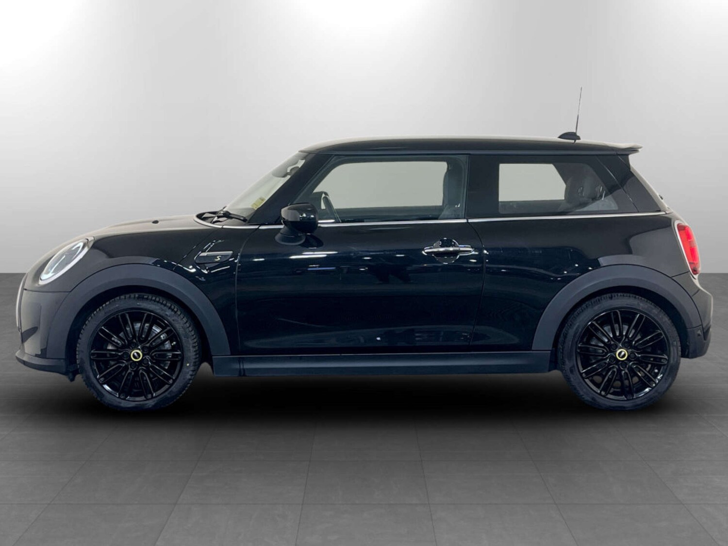 Used MINI Hatch 2021 for sale - 77591980: Photo 7