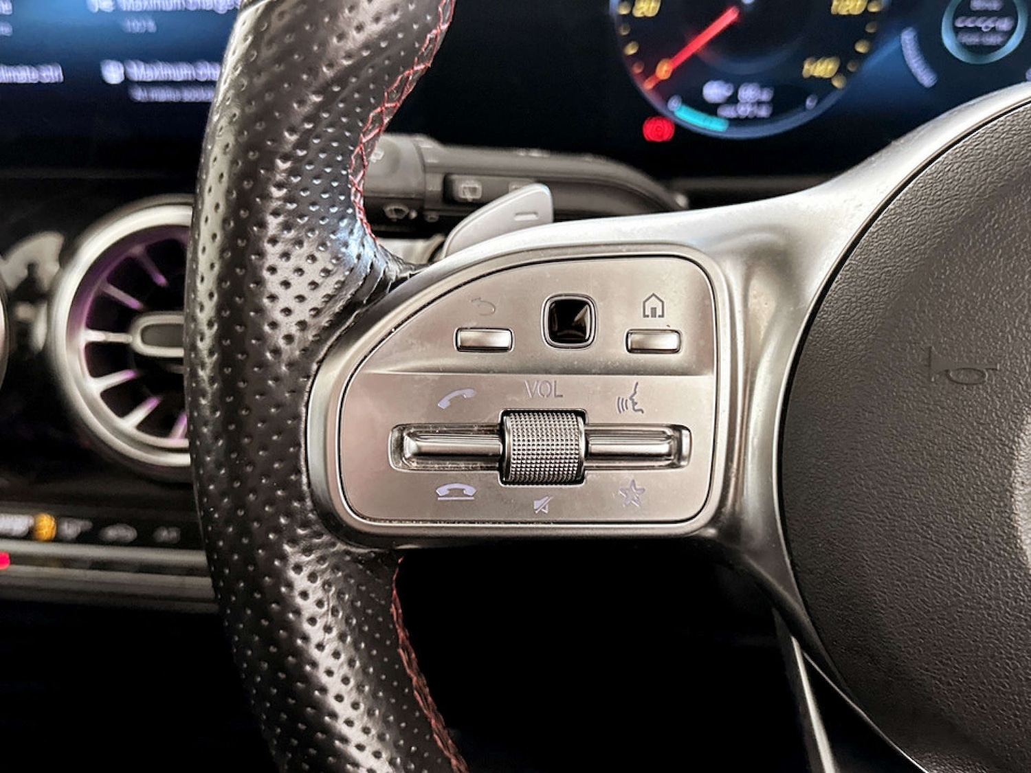 Used Mercedes-Benz EQB 2022 for sale - 77745620: Photo 19