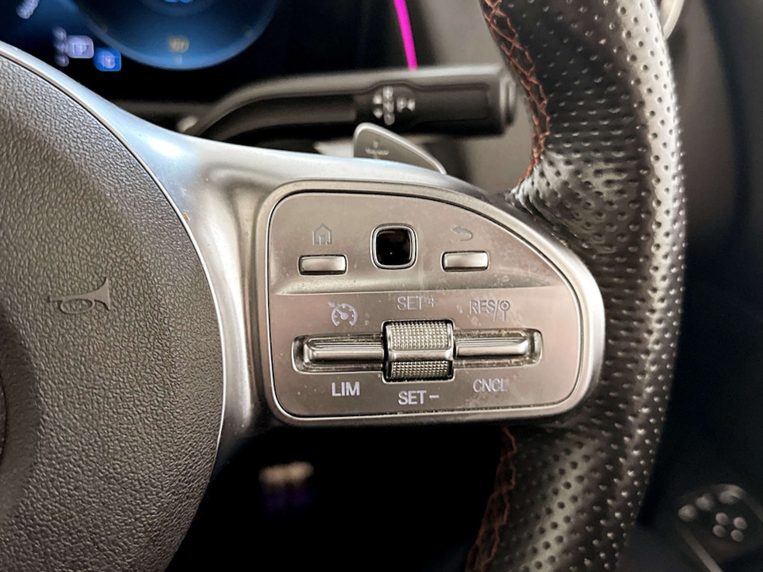 Used Mercedes-Benz EQB 2022 for sale - 77745620: Photo 21