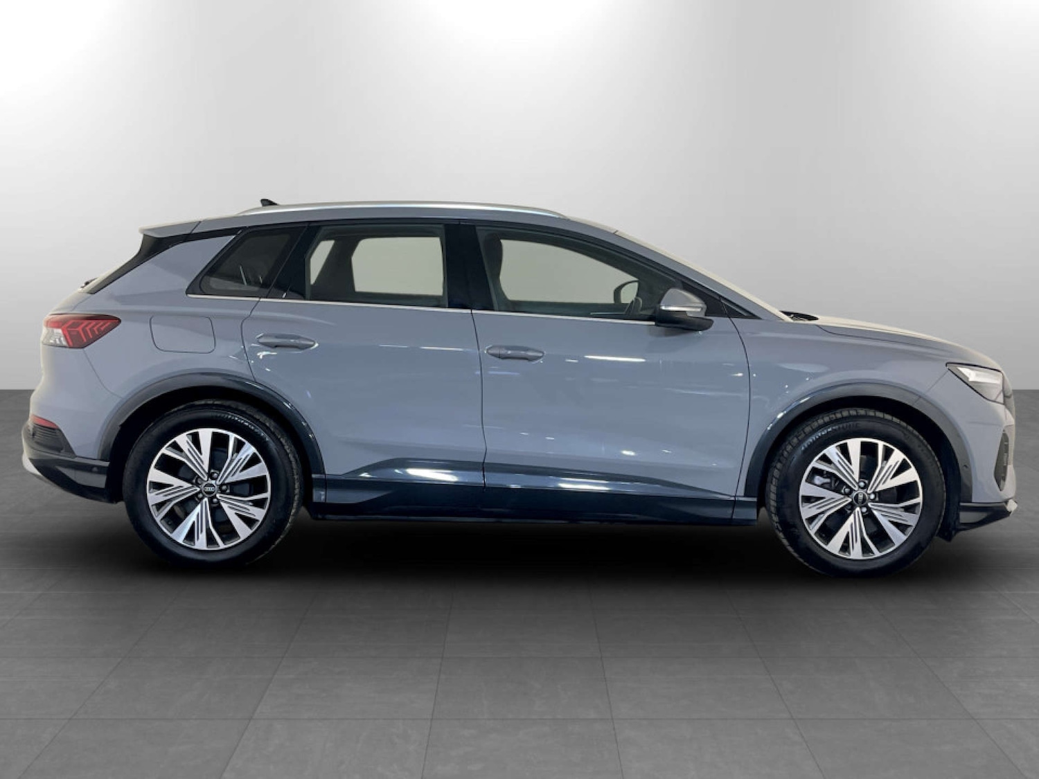 Used Audi Q4 e-tron 2023 for sale - 77422872: Photo 10