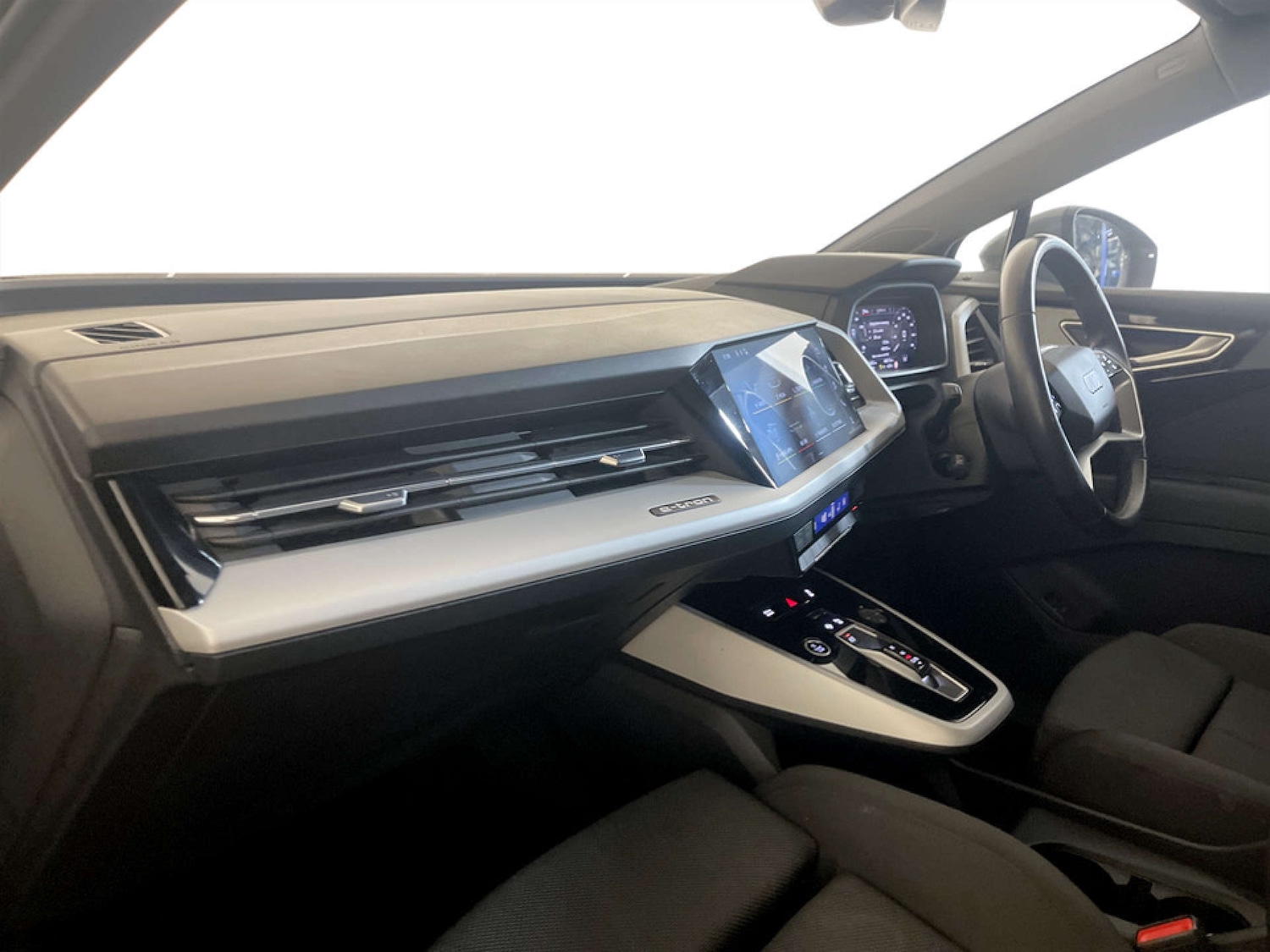 Used Audi Q4 e-tron 2023 for sale - 77422872: Photo 11