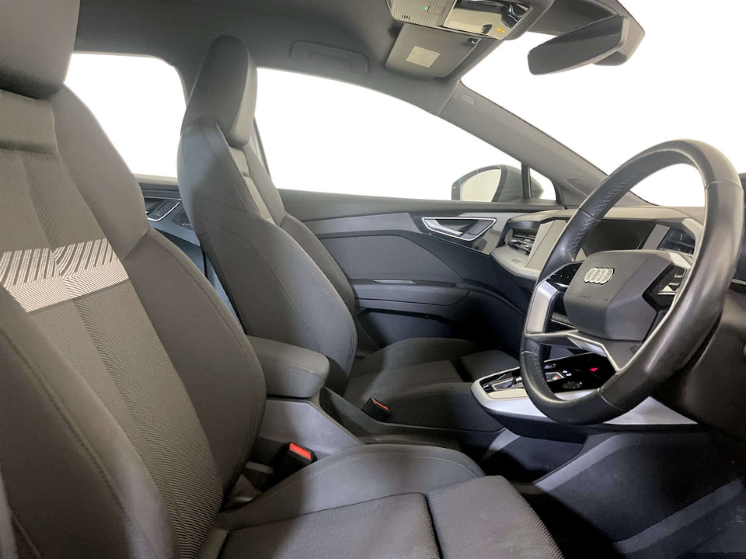 Used Audi Q4 e-tron 2023 for sale - 77422872: Photo 12