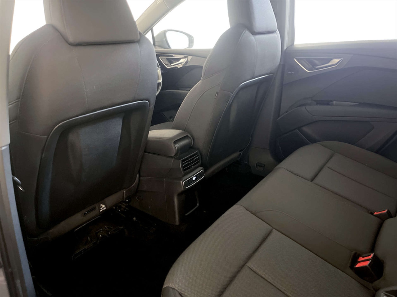 Used Audi Q4 e-tron 2023 for sale - 77422872: Photo 13