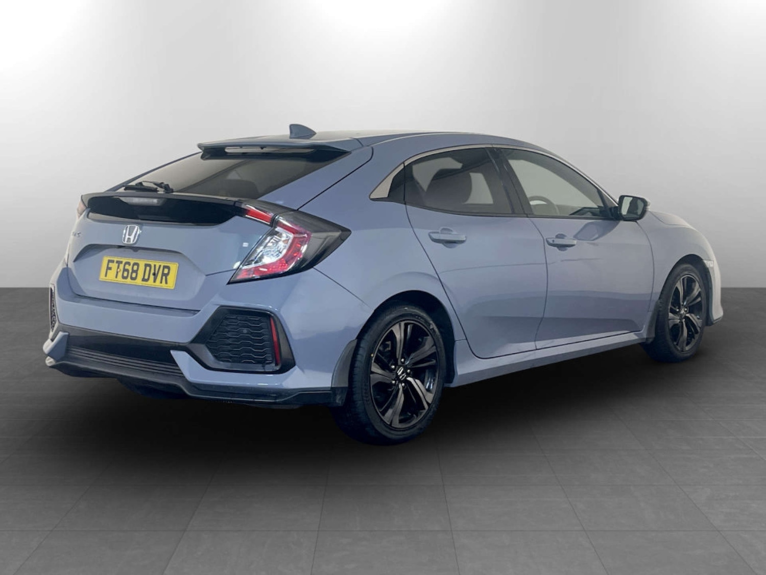 Used Honda Civic 2018 for sale - 77548575: Photo 10