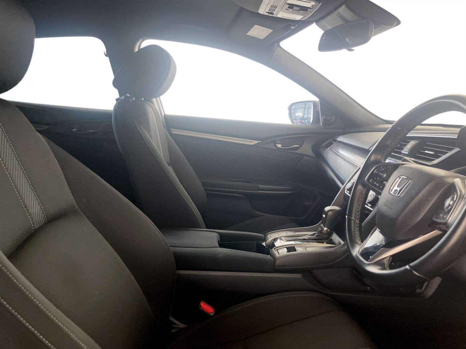 Used Honda Civic 2018 for sale - 77548575: Photo 13