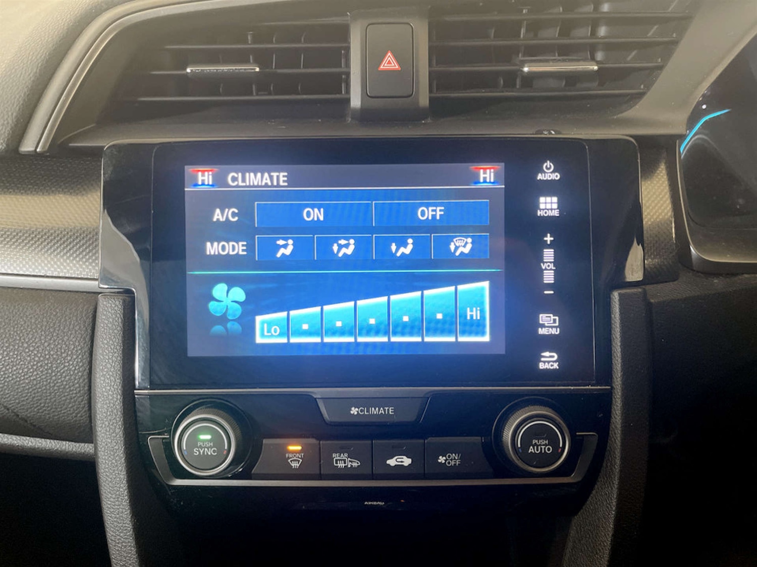 Used Honda Civic 2018 for sale - 77548575: Photo 24