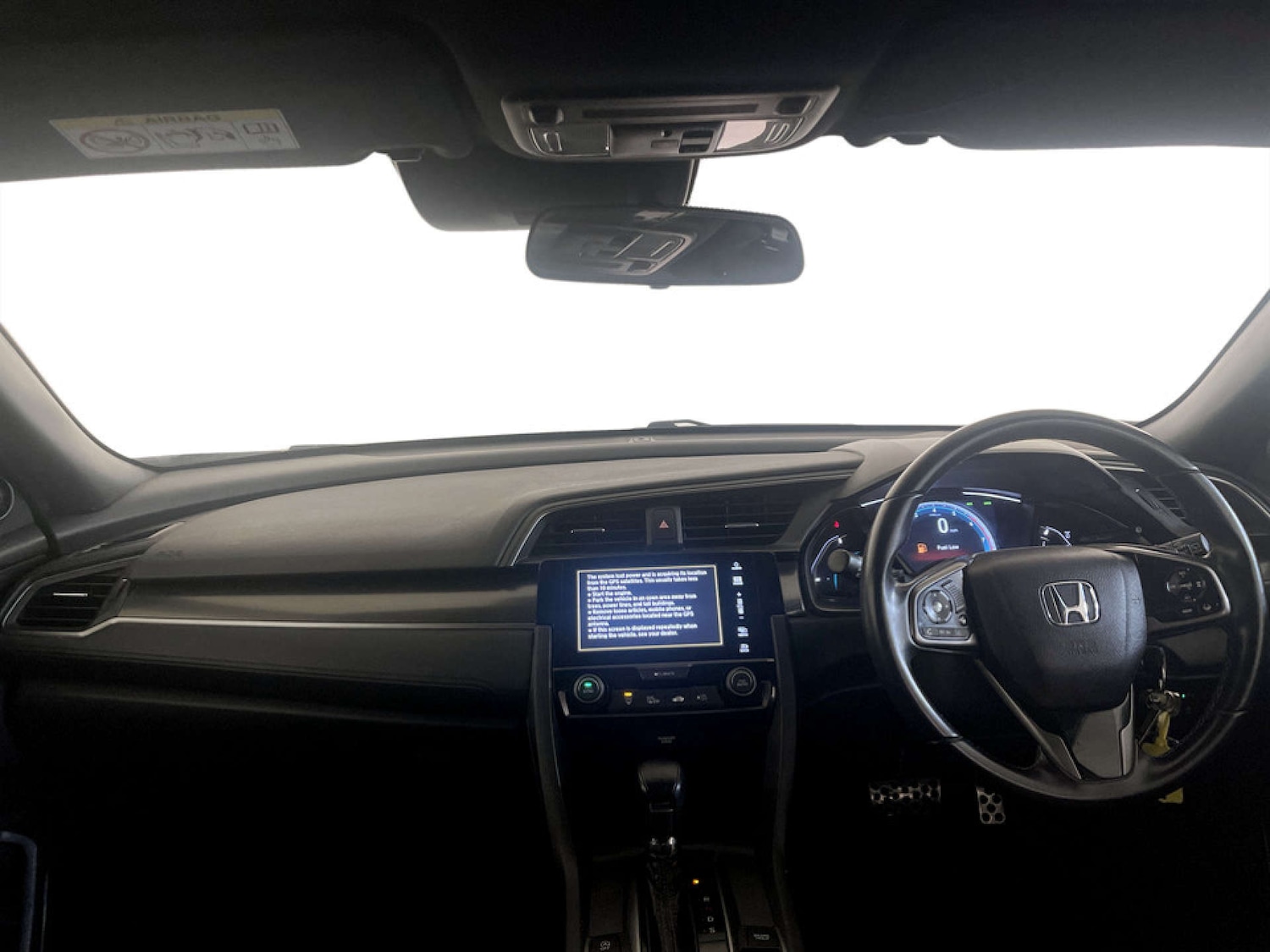 Used Honda Civic 2018 for sale - 77548575: Photo 3