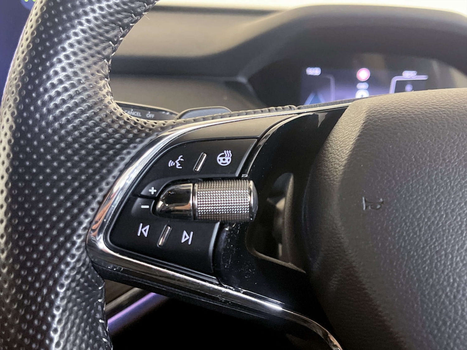 Used Skoda Enyaq 2022 for sale - 77262779: Photo 16