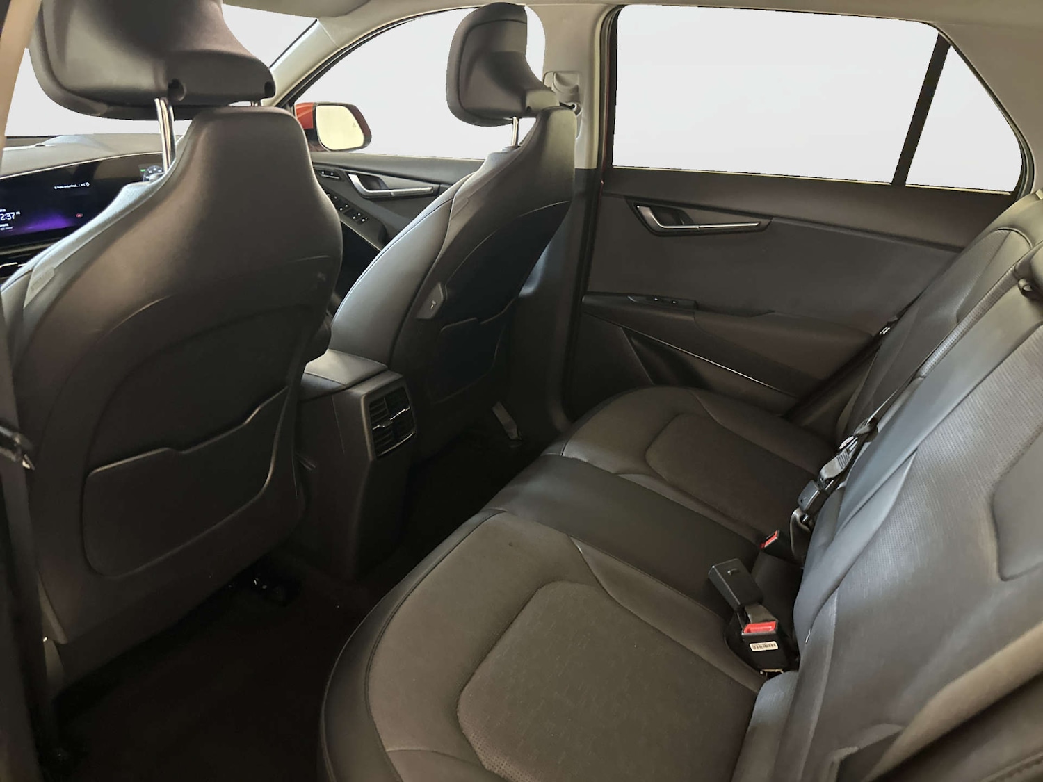 Used Kia Niro 2023 for sale - 78041872: Photo 15