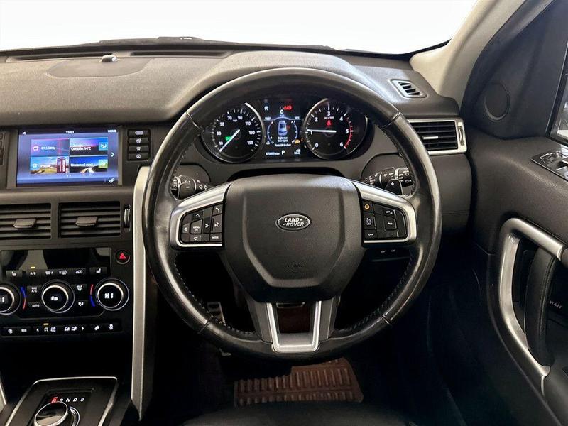 Used Land Rover Discovery Sport 2017 for sale - 76494505: Photo 18