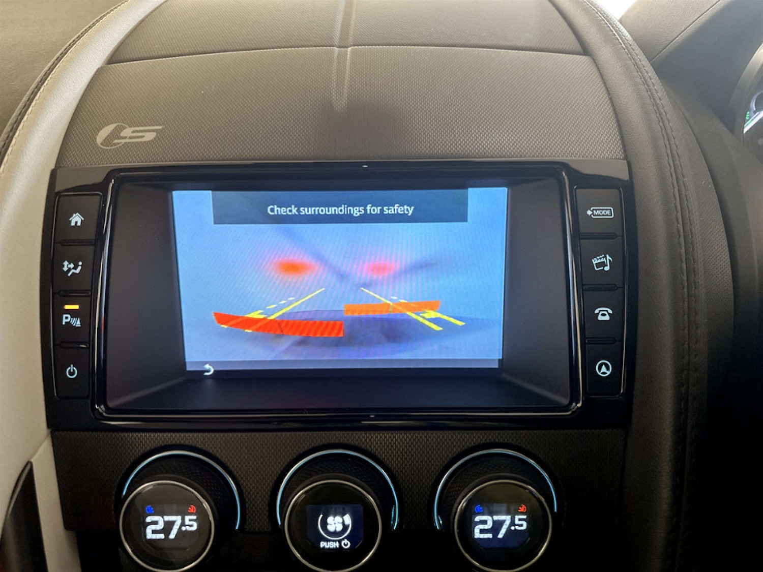 Used Jaguar F-Type 2016 for sale - 77185095: Photo 24