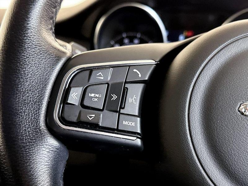 Used Jaguar E-Pace 2019 for sale - 76776775: Photo 18