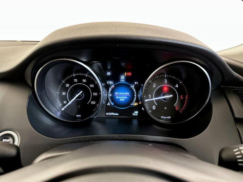 Used Jaguar E-Pace 2019 for sale - 76776775: Photo 19