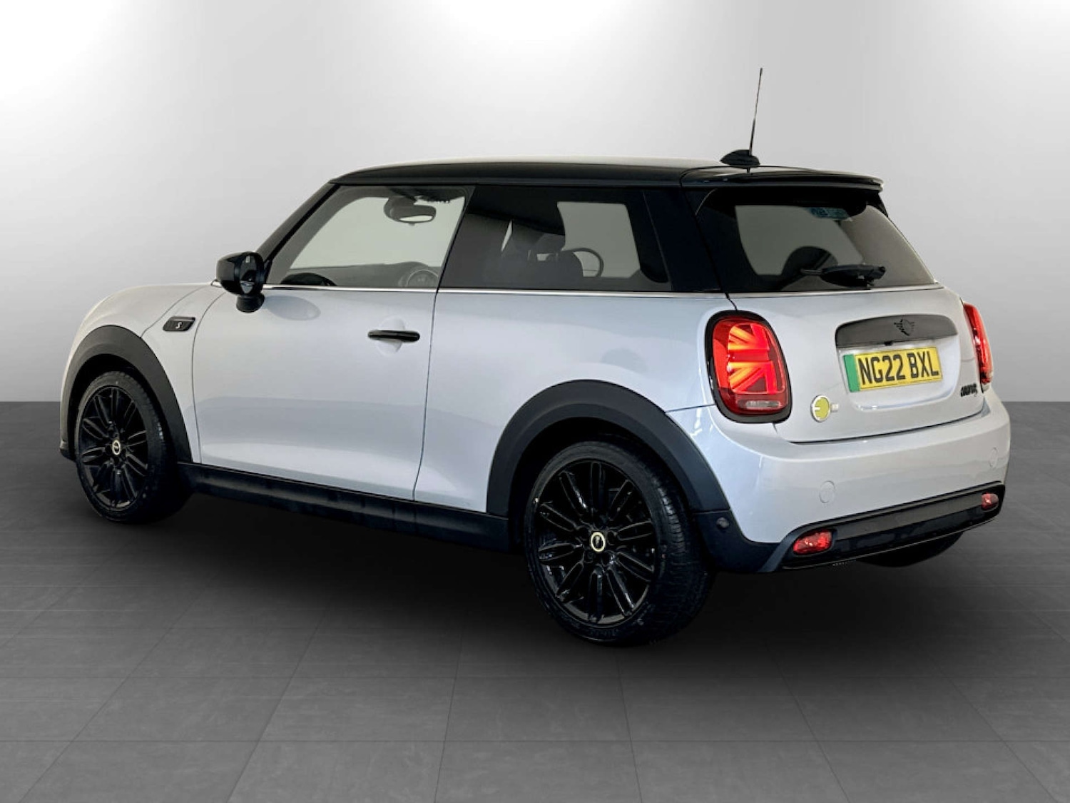 Used MINI Hatch 2022 for sale - 77247825: Photo 8