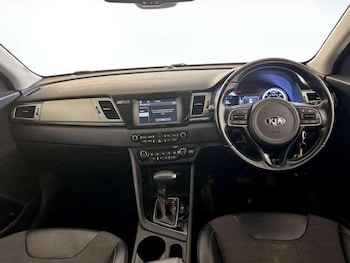 Used Kia Niro undefined for sale - 76825833: Photo
