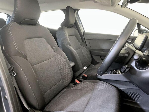 Used Renault Clio 2022 for sale - 76209347: Photo 13