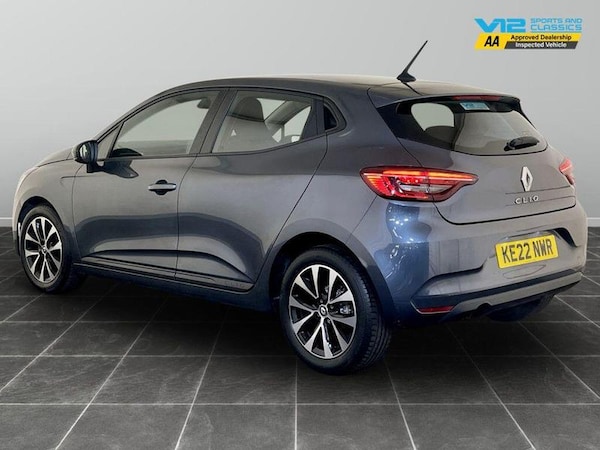 Used Renault Clio 2022 for sale - 76209347: Photo 8