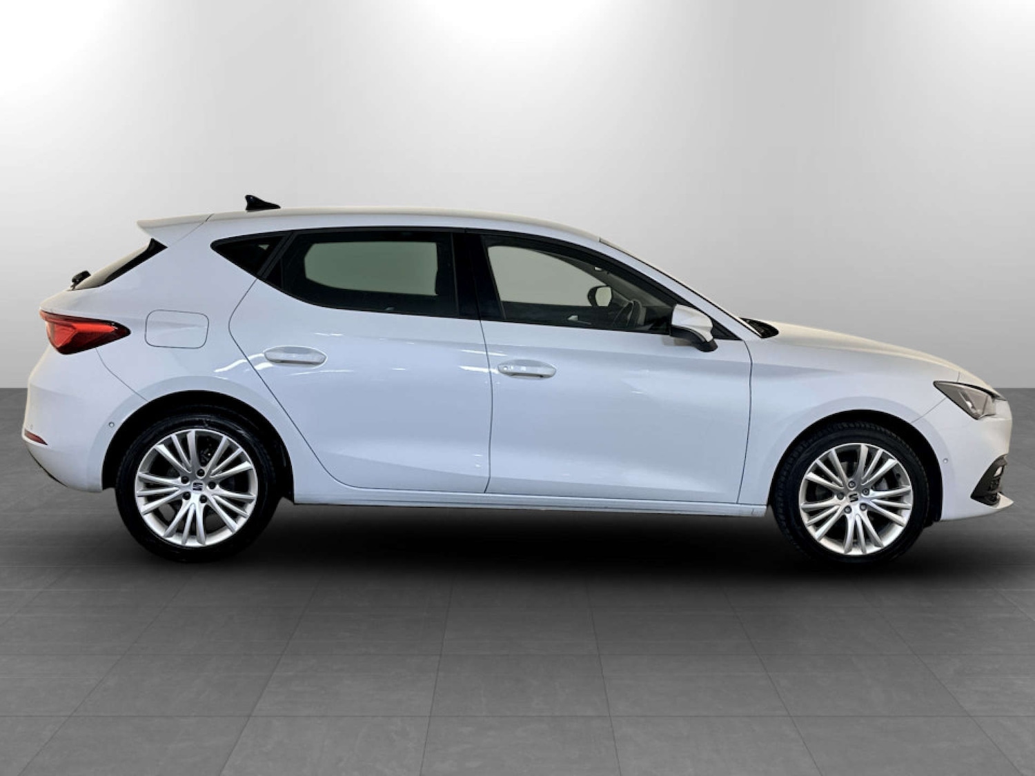 Used SEAT Leon 2021 for sale - 77184905: Photo 11