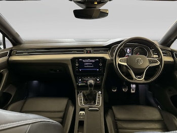 Used Volkswagen Passat 2020 for sale - 79449599: Photo
