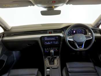 Used Volkswagen Passat 2021 for sale - 75133943: Photo