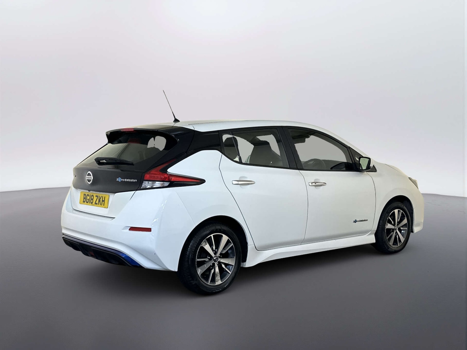 Used Nissan Leaf 2018 for sale - 78083446: Photo 10