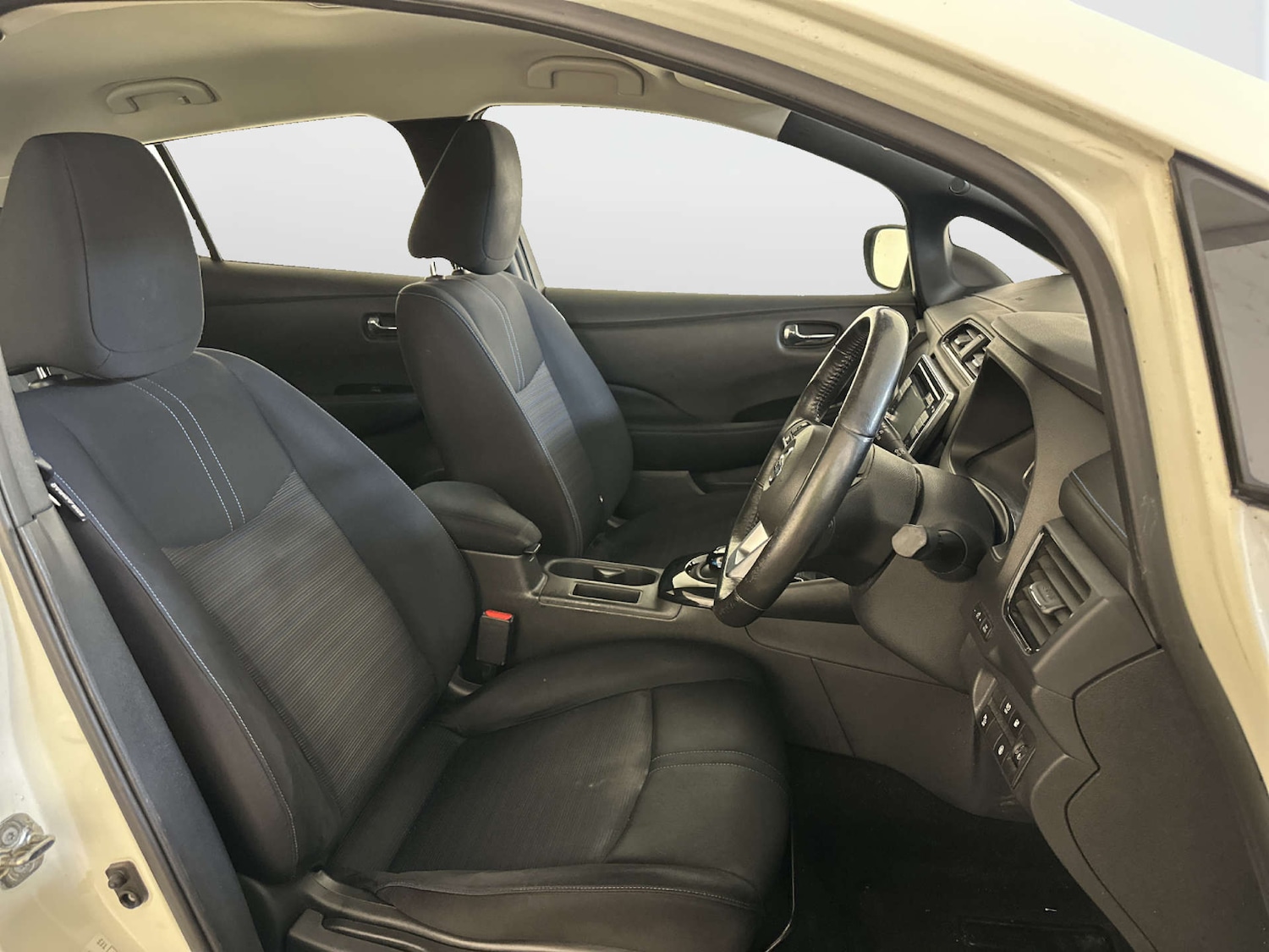 Used Nissan Leaf 2018 for sale - 78083446: Photo 13