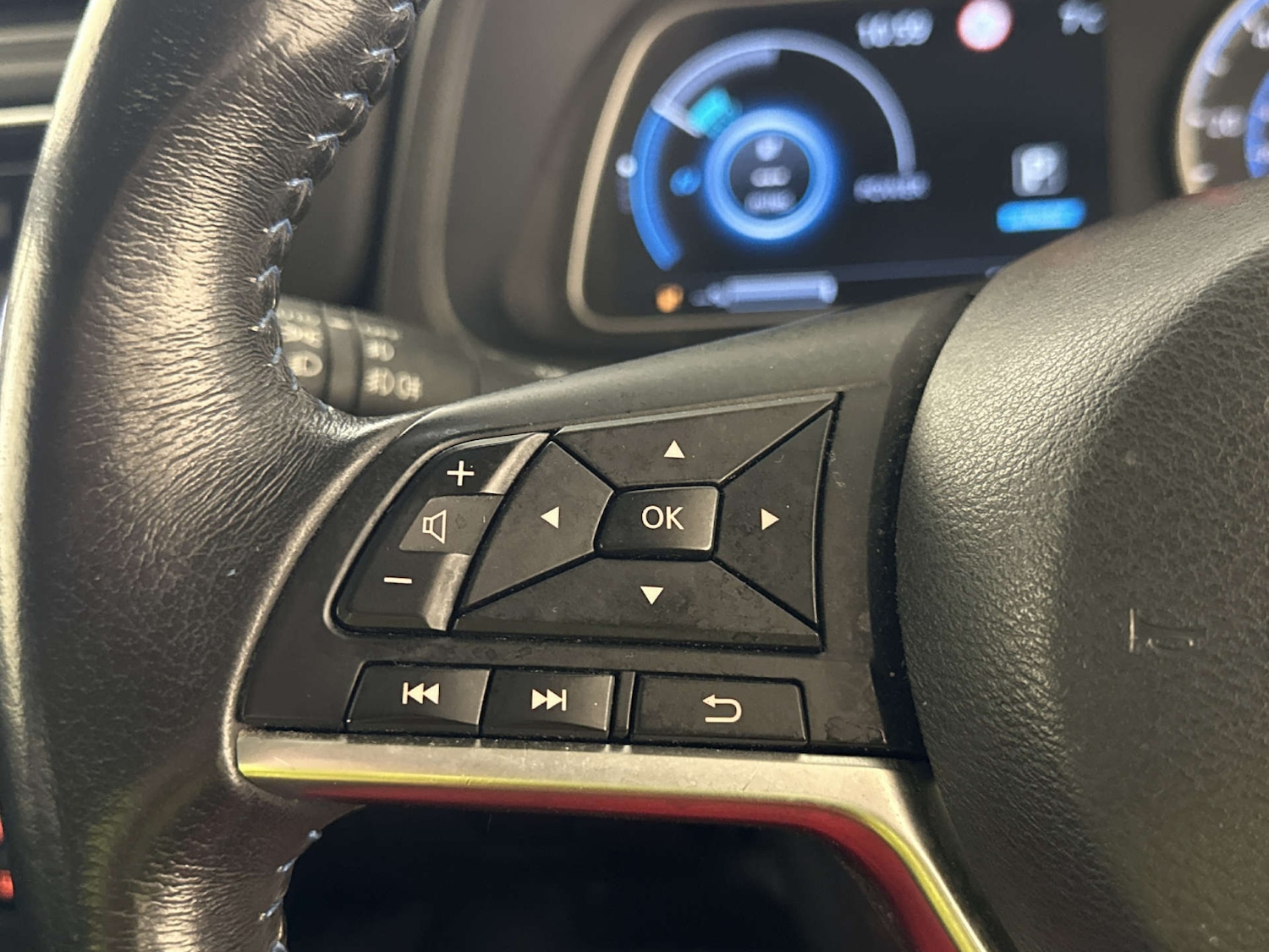 Used Nissan Leaf 2018 for sale - 78083446: Photo 17